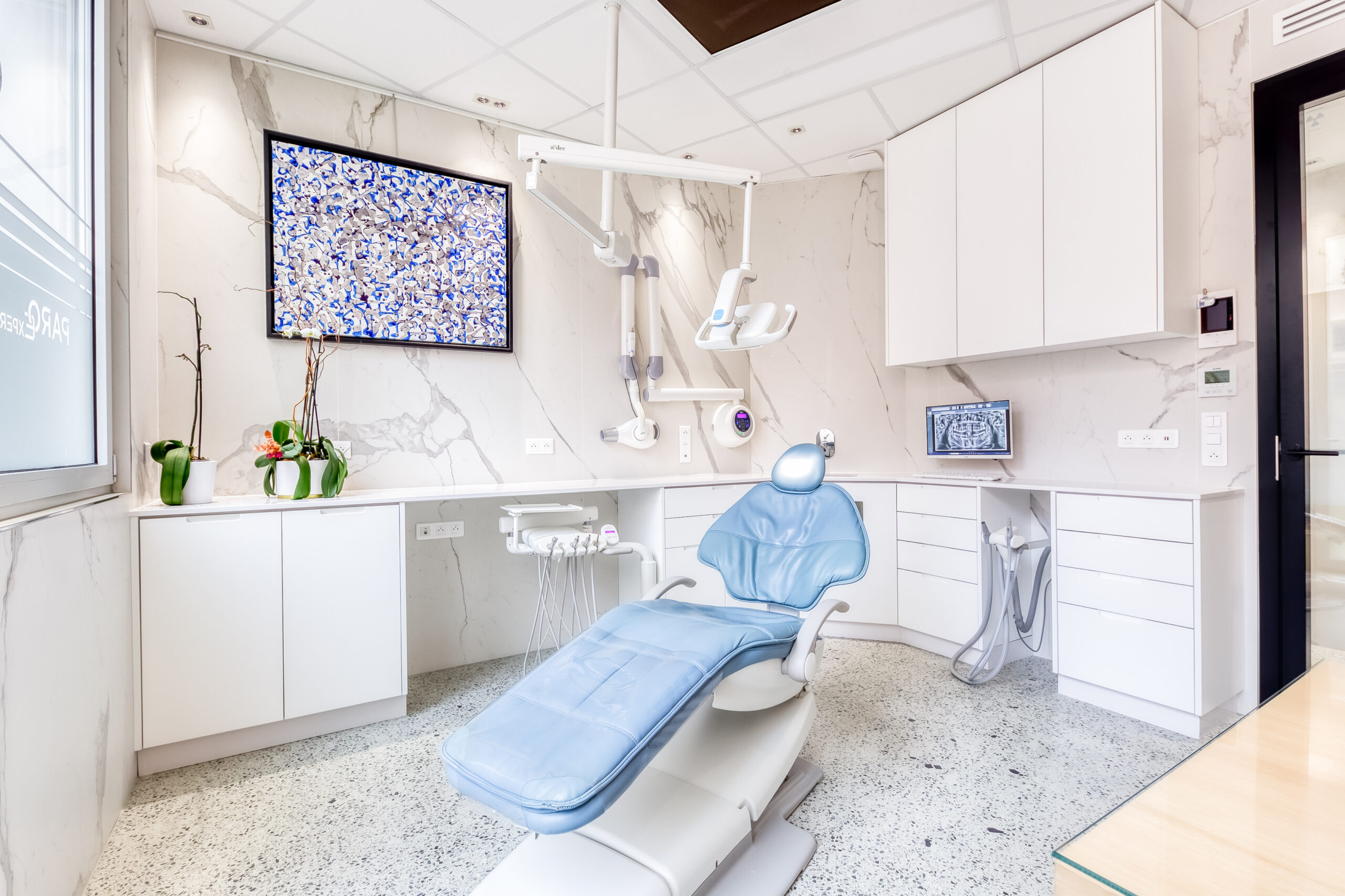 Salle de soins du cabinet Paro Expert à Boulogne-Billancourt